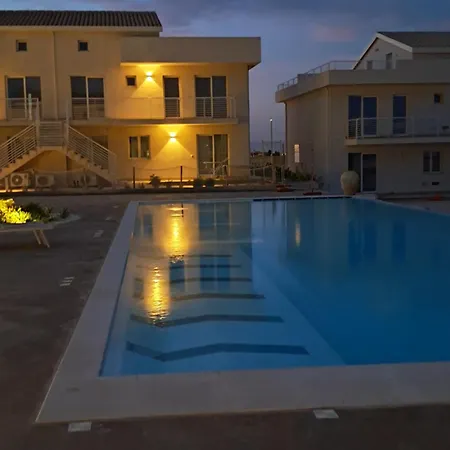 Apartman L'aloe Bianca *